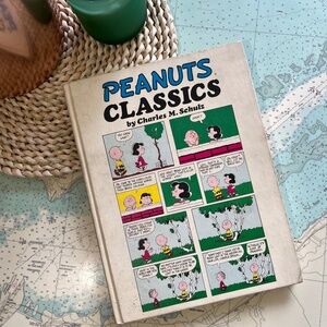 Vintage 1970 Peanuts Classics by Charles M. Schulz